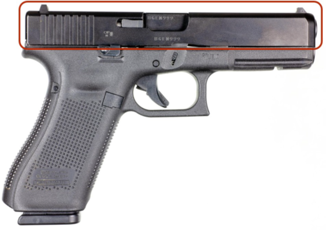 Abbildung 19 Glock 17, Übersichtsaufnahme der Pistole Abbildung 5: AR-15, Übersichtsaufnahme der Waffe