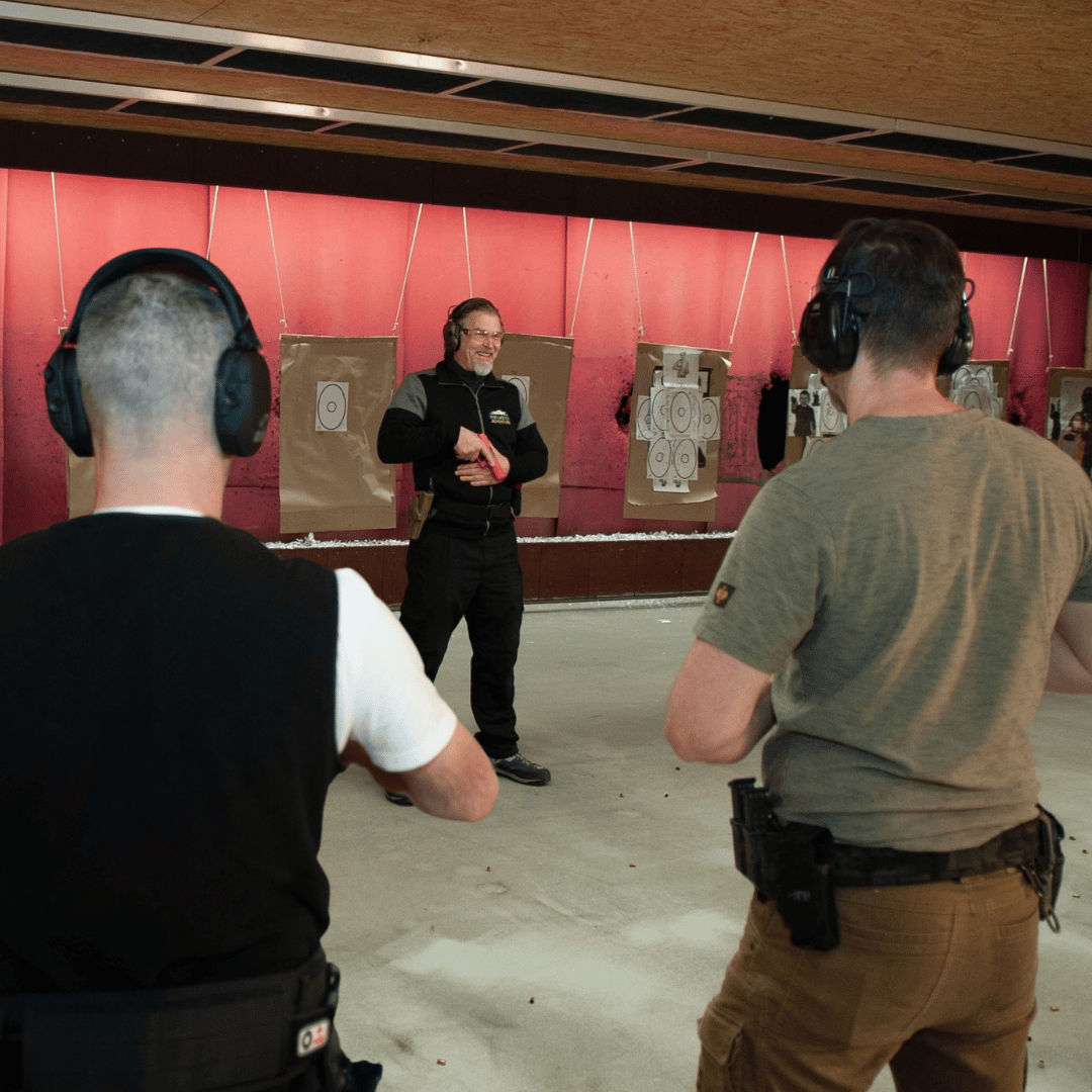 1+1 Deals Schnupperschiessen für 2 Schützen, Schützen mit Schießtrainer in der Schießhalle