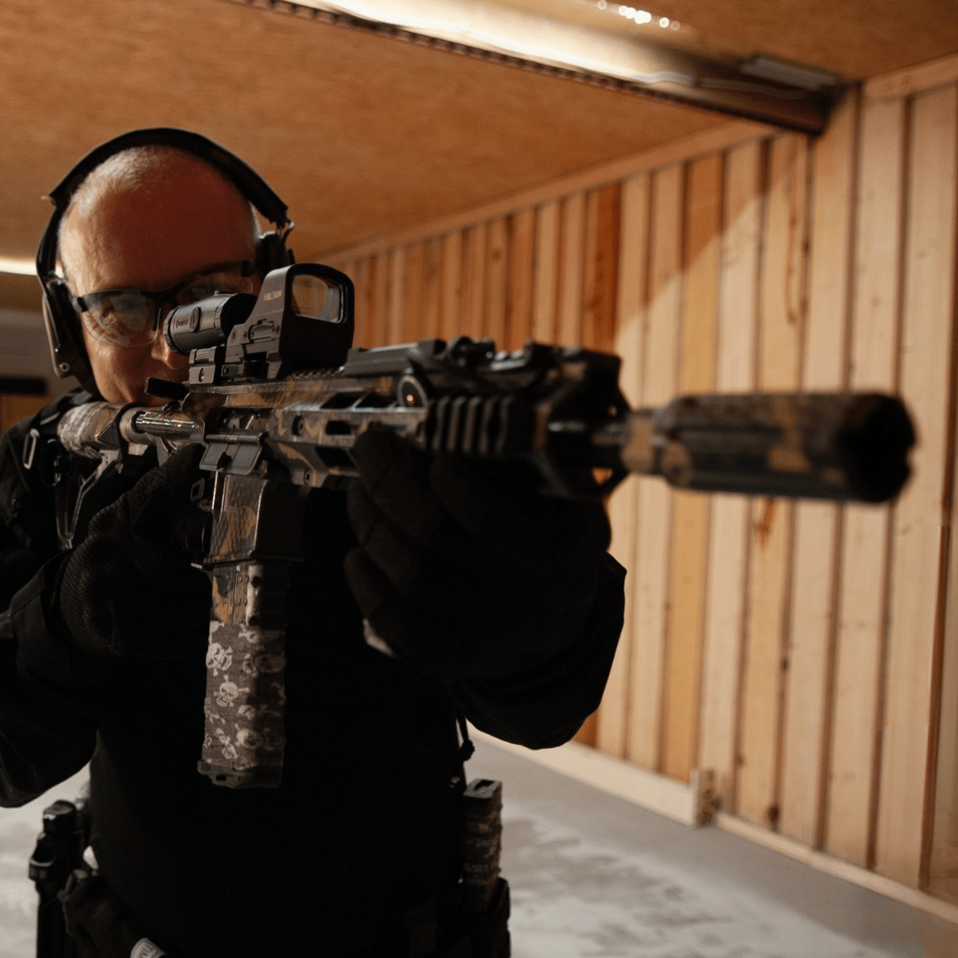1+1 Deals, Erlebnisschießen, Schütze mit Gewehr